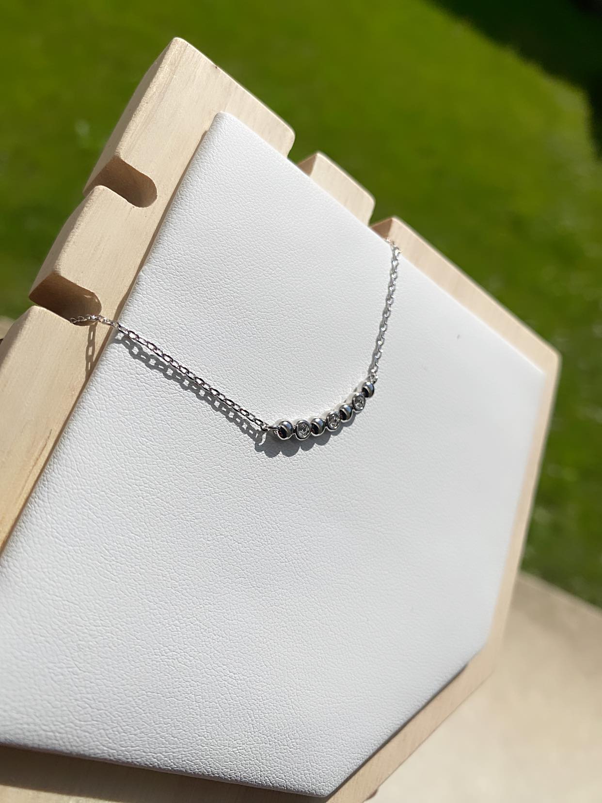 Parure Mesmera plaqué or blanc – Image 3