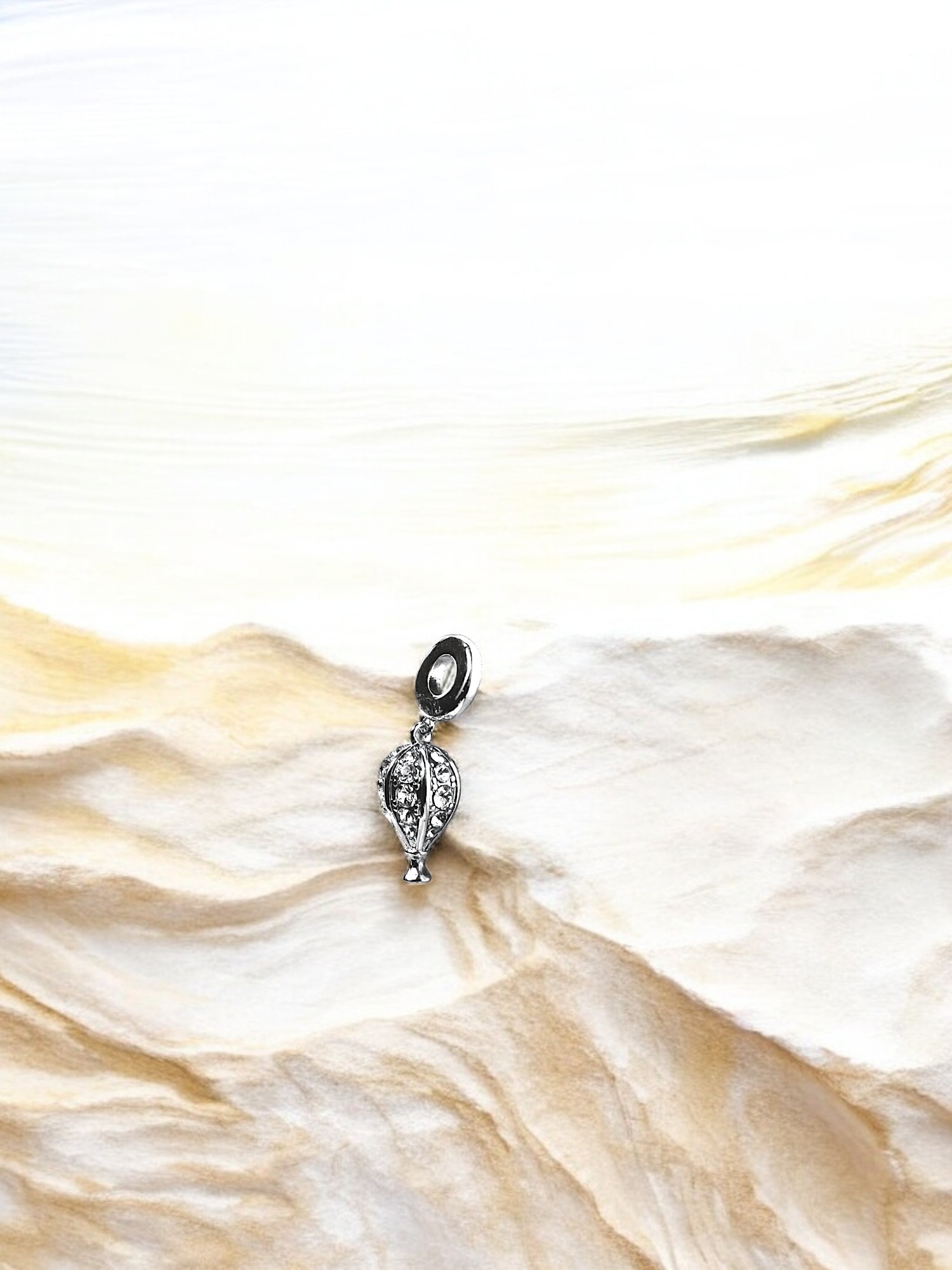 Charm montgolfière or blanc cristaux – Image 2